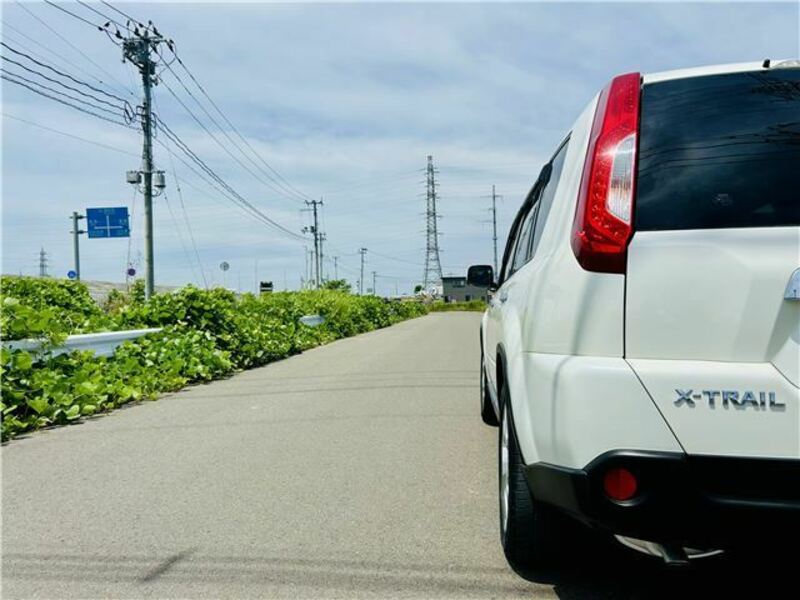X-TRAIL