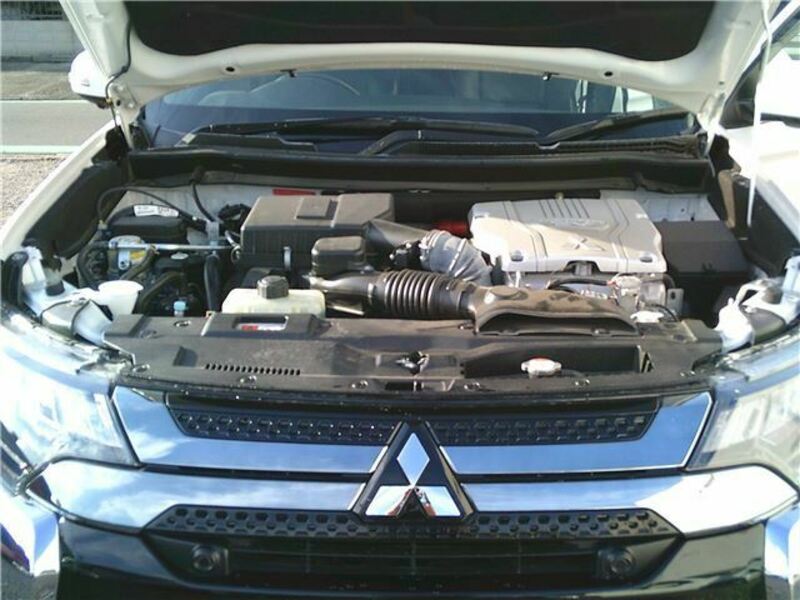 OUTLANDER PHEV