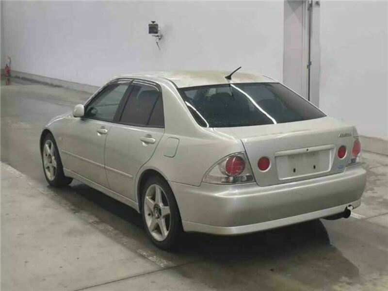 ALTEZZA