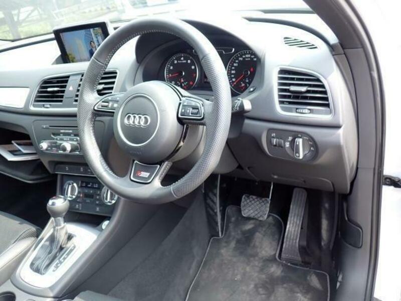 Q3