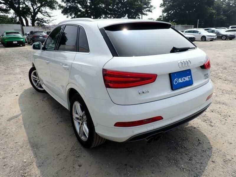 Q3