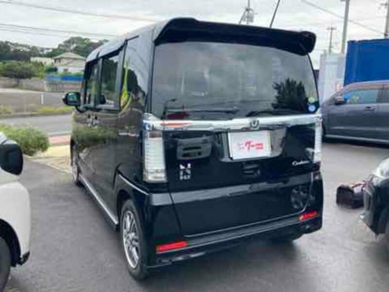 N BOX CUSTOM
