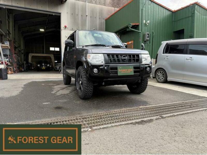 NISSAN KIX