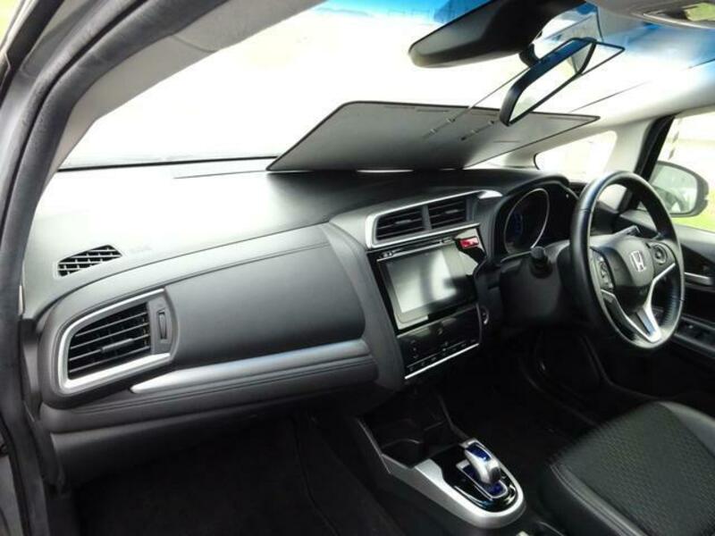 FIT HYBRID