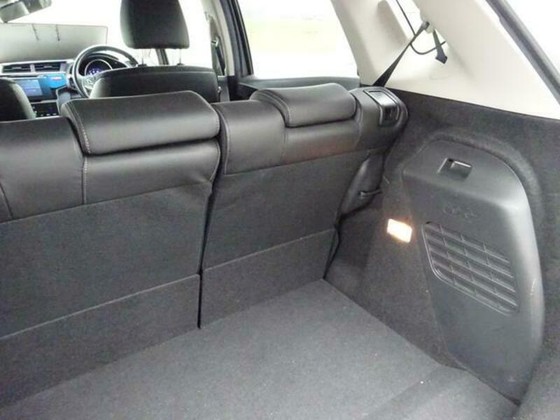 FIT HYBRID