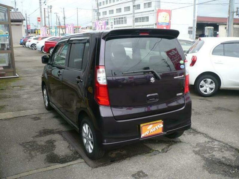 WAGON R