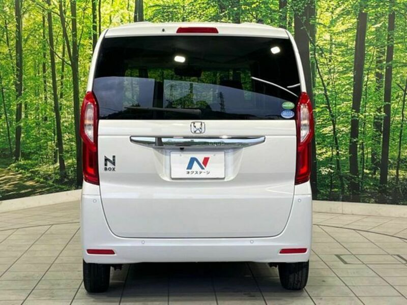 N BOX