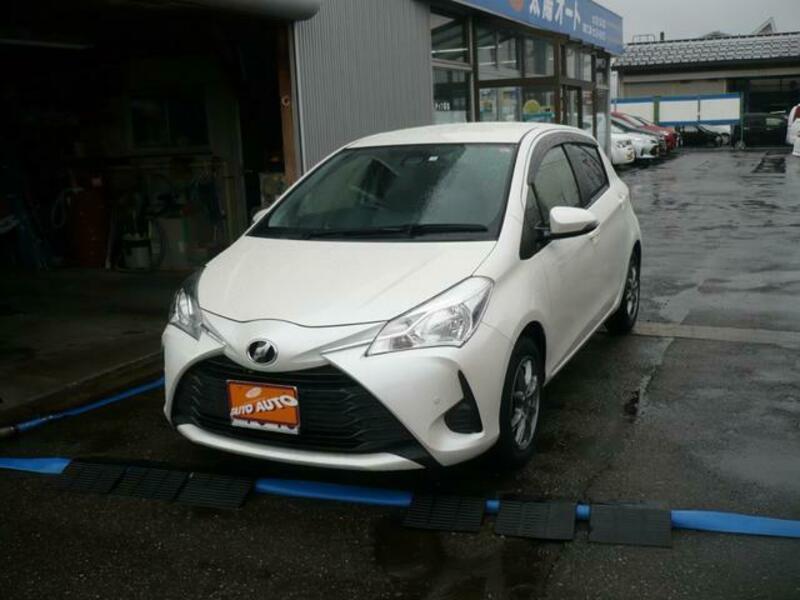 TOYOTA VITZ