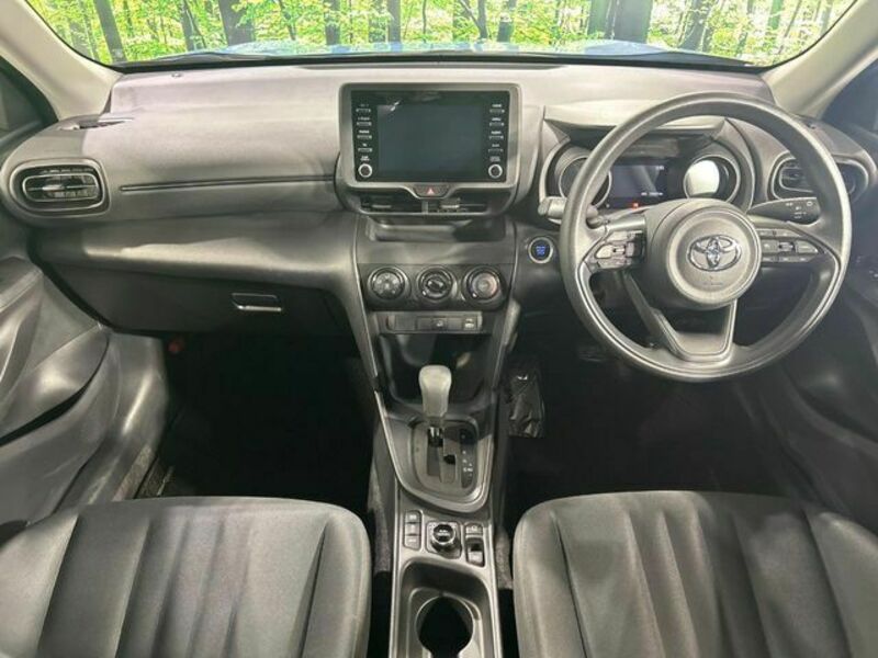 YARIS CROSS