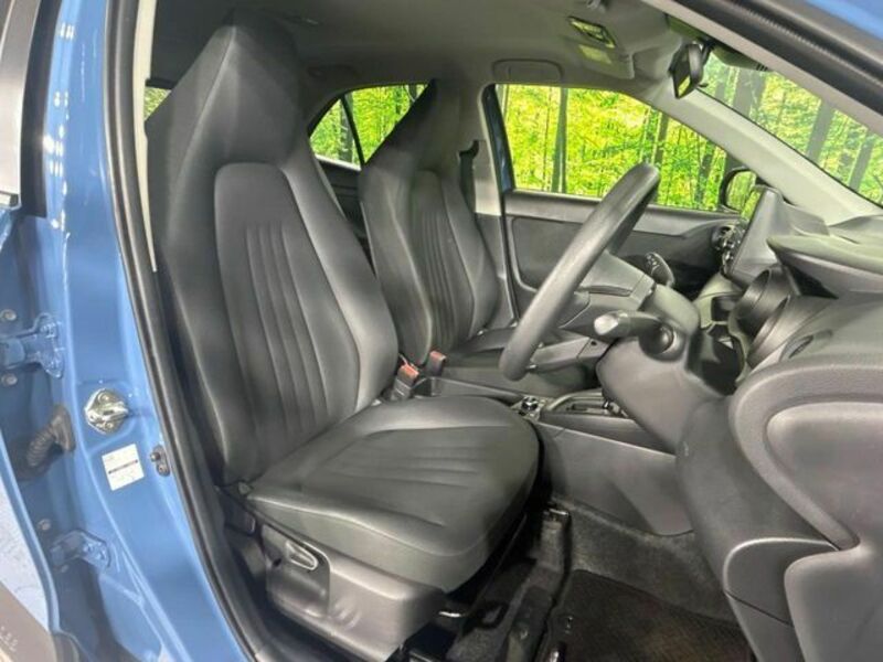 YARIS CROSS