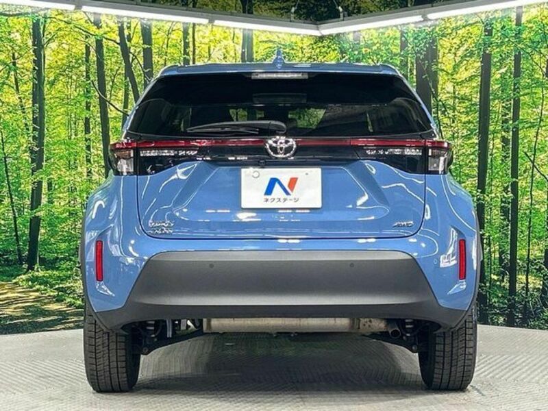 YARIS CROSS