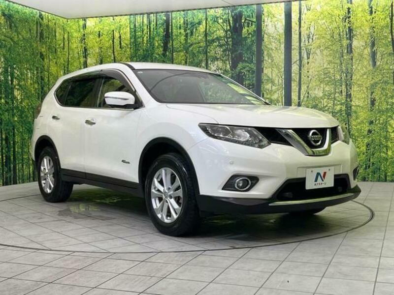 X-TRAIL