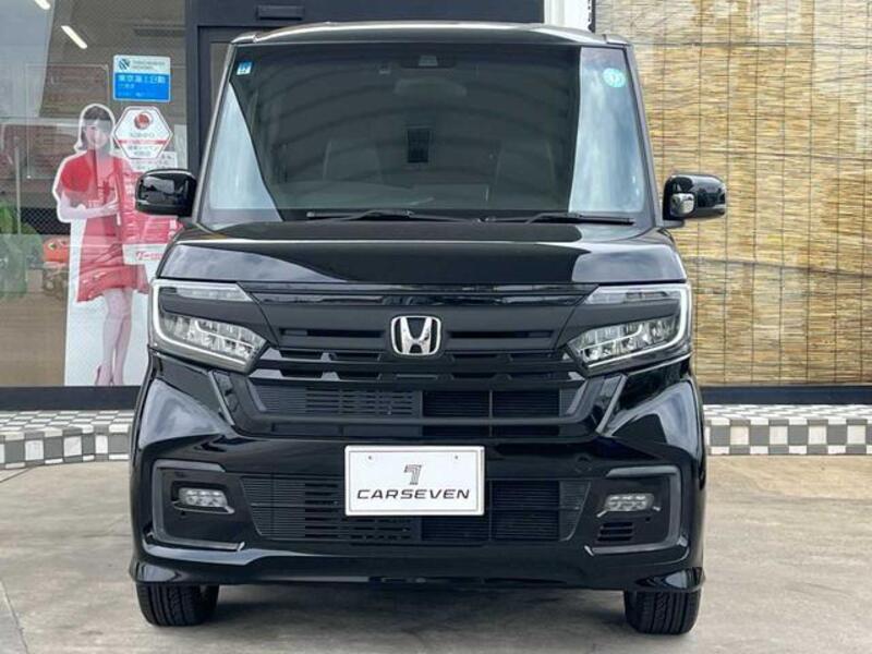 N BOX CUSTOM