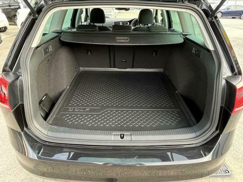 GOLF VARIANT