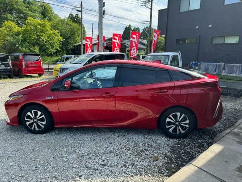 PRIUS PHV
