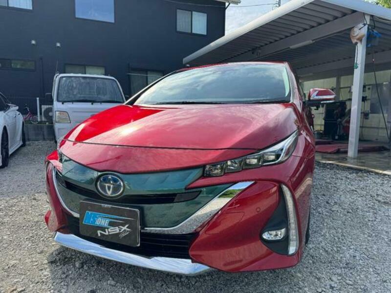TOYOTA PRIUS PHV