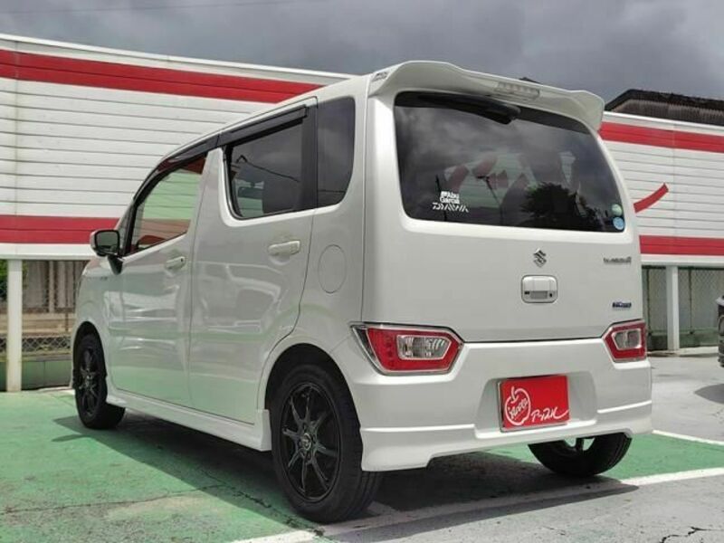 WAGON R
