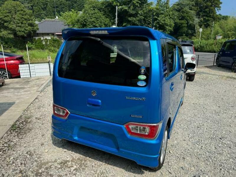 WAGON R