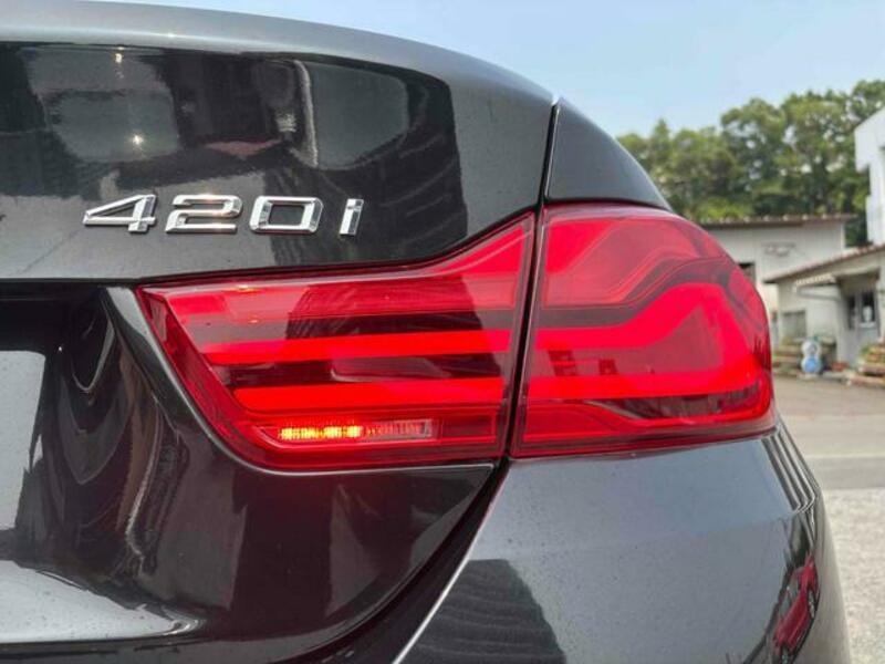4 SERIES