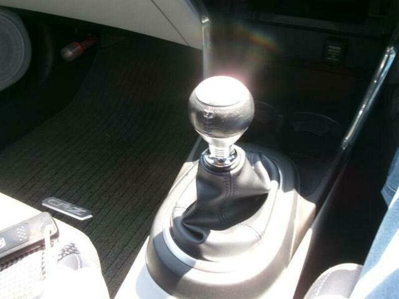CR-Z