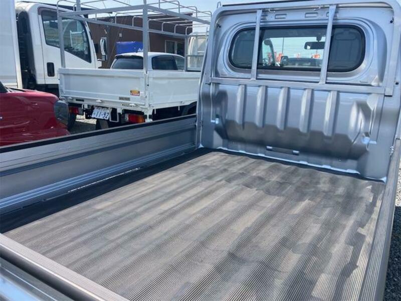 PIXIS TRUCK