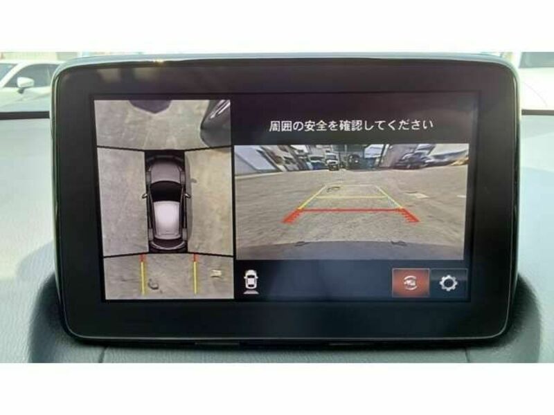 MAZDA2