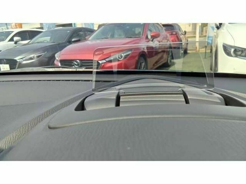 MAZDA2