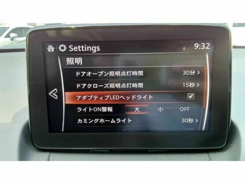 MAZDA2