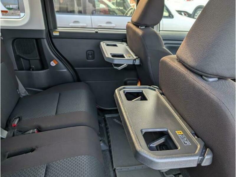 ROOMY