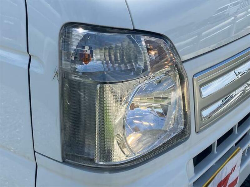 MINICAB TRUCK