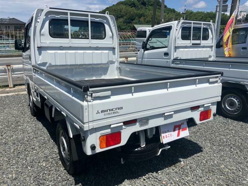 MINICAB TRUCK