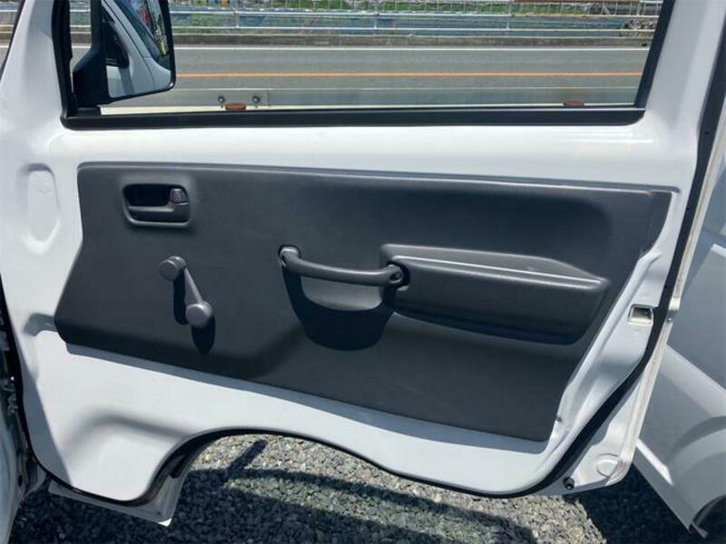 MINICAB TRUCK