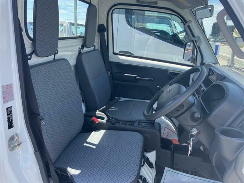 MINICAB TRUCK