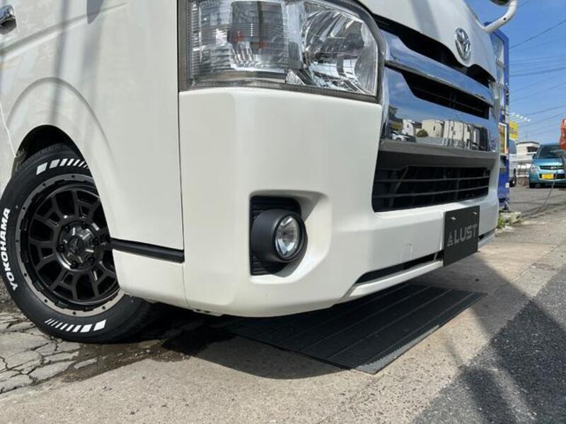 HIACE VAN