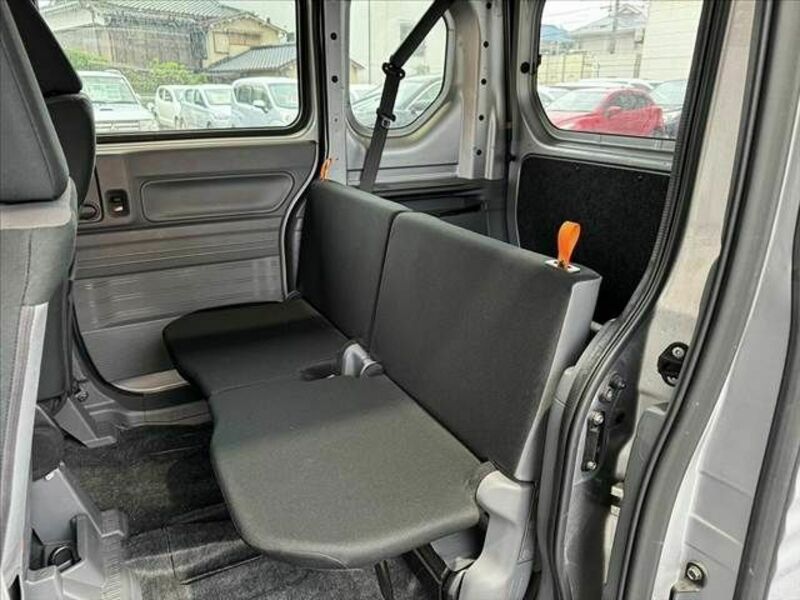 N-VAN