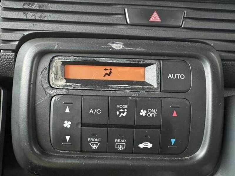 N-VAN