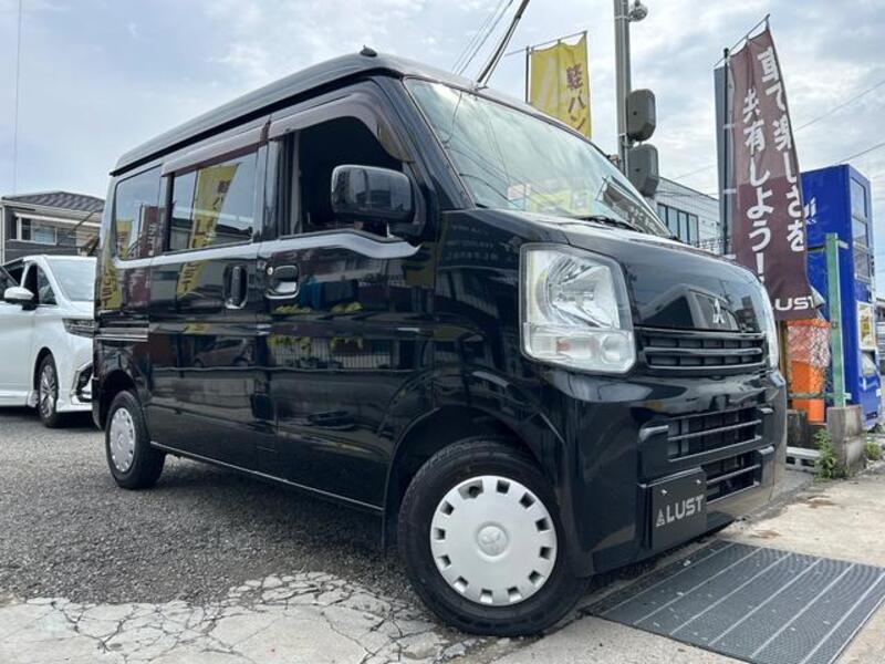 MINICAB VAN