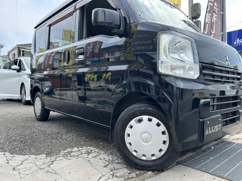 MINICAB VAN