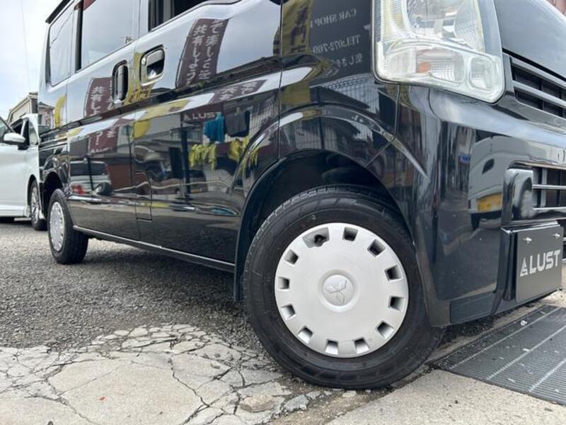 MINICAB VAN