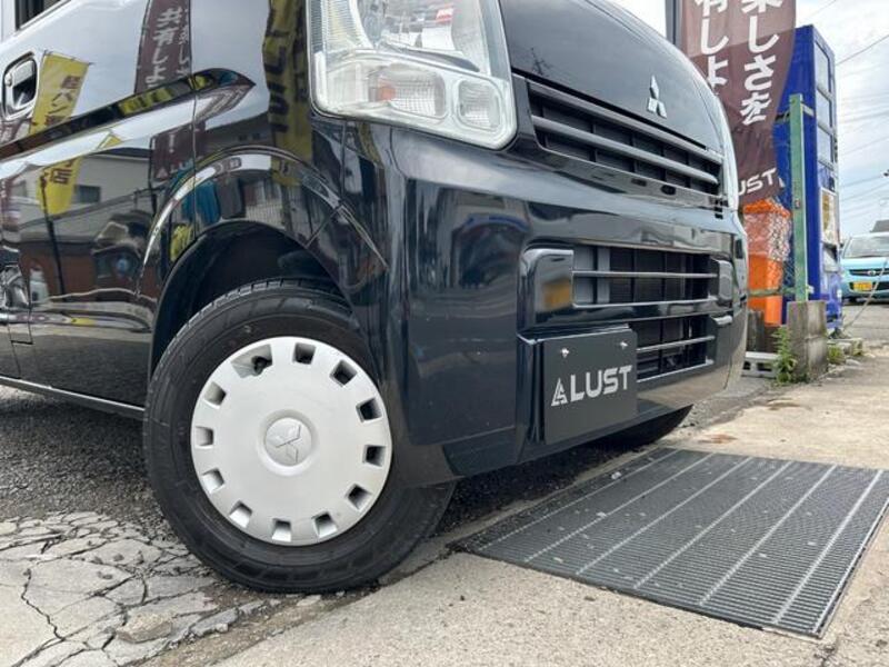MINICAB VAN