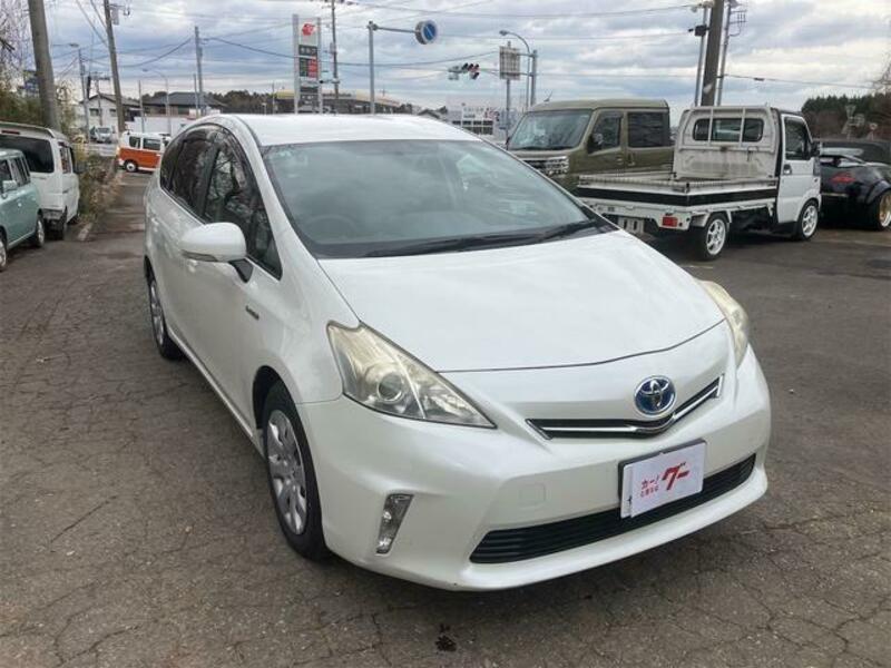 PRIUS ALPHA