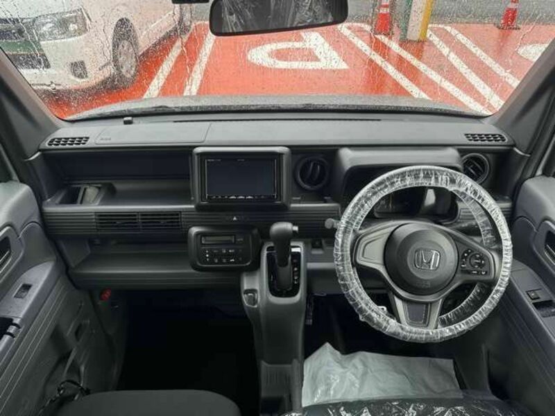 N-VAN