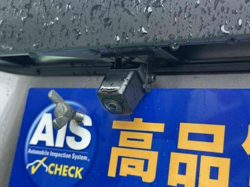 N-VAN