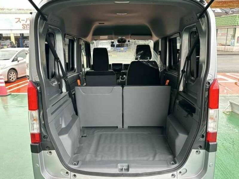 N-VAN