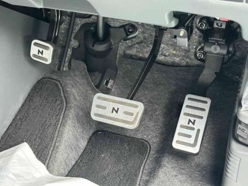 N-VAN