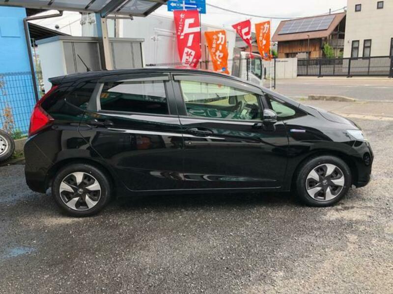 FIT HYBRID