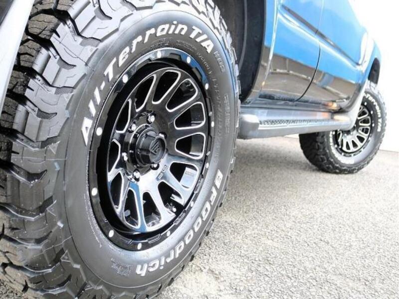 HILUX SURF