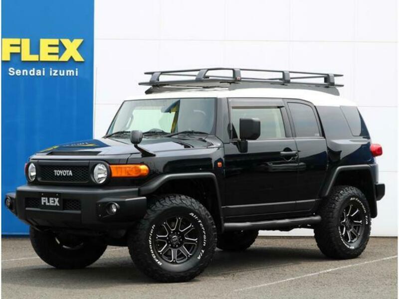 TOYOTA FJ CRUISER