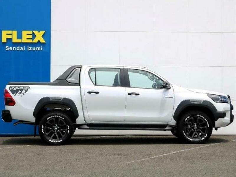HILUX
