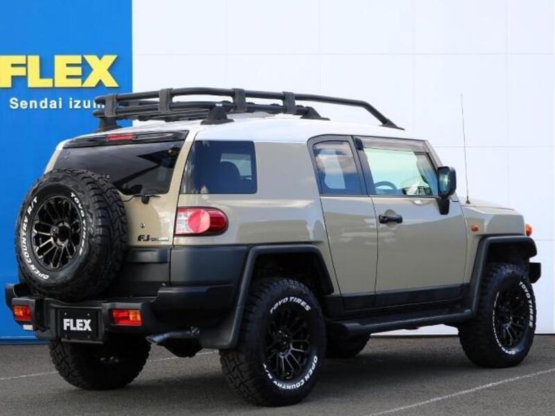 FJ CRUISER